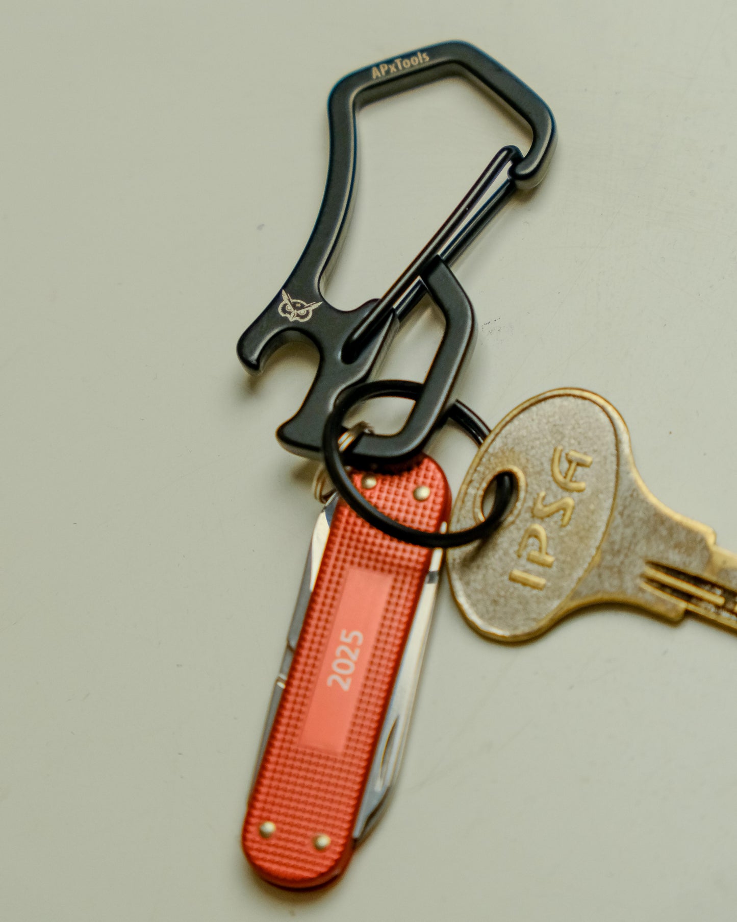 RIFT – EDC Carabiner